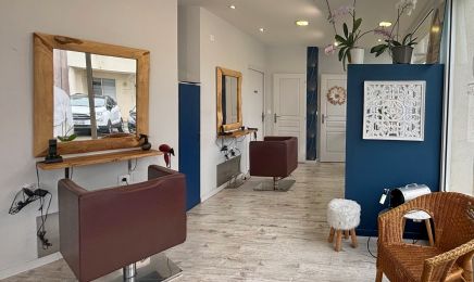 Le Salon Sans Nom : Coiffeur à La Rochelle