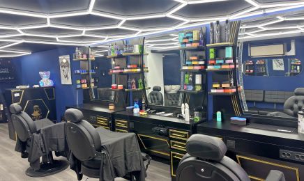 La Signature du Barbier : Coiffeur à Avrillé