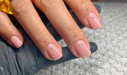 Les ongles de Louise  : Manucure à Maubec