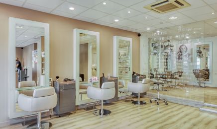 Alexandre Coiffure : Coiffeur à Cailloux-sur-Fontaines
