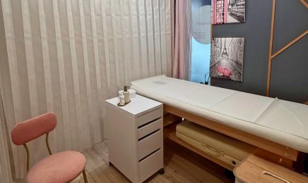 Bella Glow Waxing: Kosmetikstudio in Hamburg