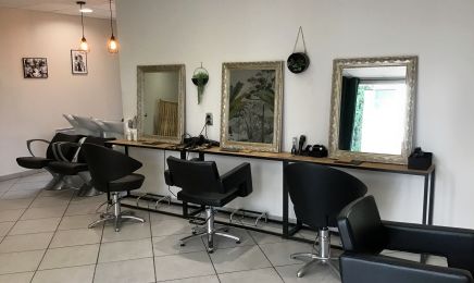 Carla chez Larra Coiff'  : Coiffeur à Larra