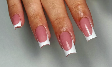 Mgganoonails : Institut de beauté à Saint-Médard-en-Jalles