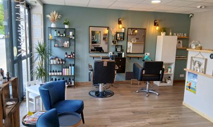 Au Salon de Coiffure : Coiffeur à Grand-Champ