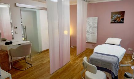 Apsara Nails & Beauty: Kosmetikstudio in Nürnberg