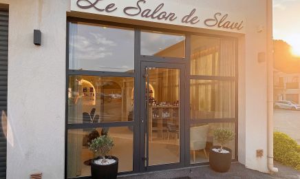 Le Salon de Slavi  : Coiffeur à La Mole