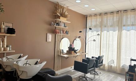Le Reflet de Manon : Coiffeur à Saussan