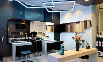 Haarquartier: Kosmetikstudio in Neumünster