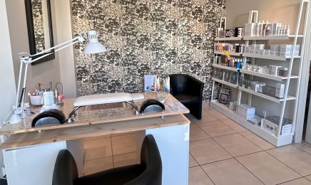 Arômes et sens & Krystale Beauté  : Institut de beauté à Pont-de-l'Isère