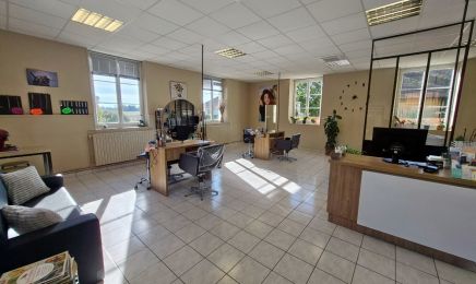 Comme chez soi : Coiffeur à Saint-Bonnet-en-Bresse