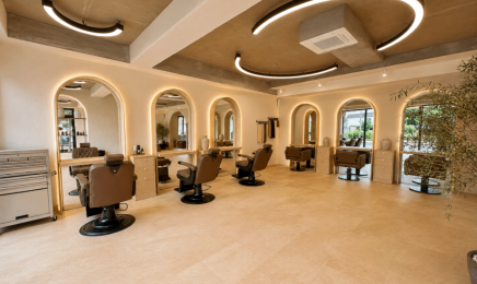 Refresh Hair Design Studio: Kosmetikstudio in Wolfsburg
