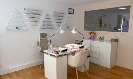 Lash Vibes & Agathe Beauty Nails : Barbier à Redon