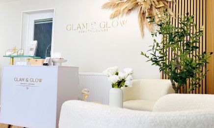 Glam & Glow Beauty Lounge: Friseur in Nürtingen