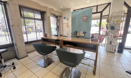  Aquacolor : Coiffeur à Montluel