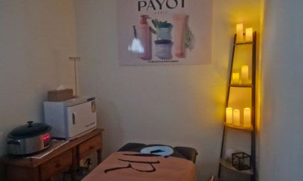 Eir Navi  : Institut de beauté à Théza
