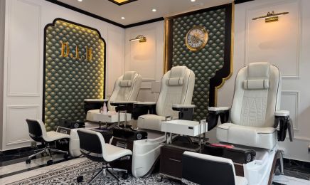 DIB Nails - 75007 : Manucure à Paris