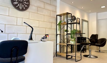 Maison KÉMI | HeadSpa - Maison d’expertise capillaire et de beauté Cheveux texturés : Manucure à Angers