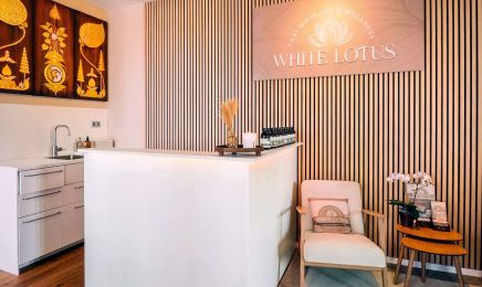 WHITE LOTUS Thai-Massage & Wellness: Kosmetikstudio in Regenstauf