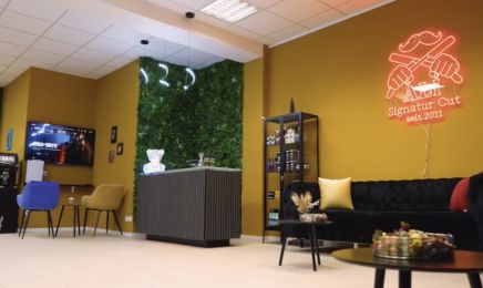 Ali Signatur cut: Kosmetikstudio in Kassel