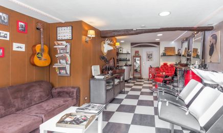 Alexi's Barber Shop  : Barbier à Voiron