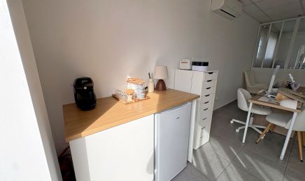 Maison Beauté : Manucure à Istres