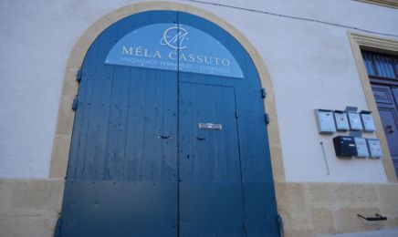 Mela Cassuto : Manucure à Le Puy-Sainte-Réparade