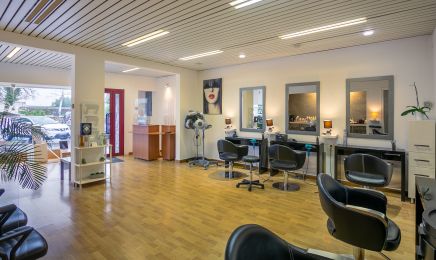 Rien qu'un Instant : Coiffeur à Plerguer