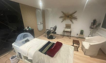 Détente headspa  : Manucure à Brebières