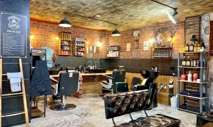 Barber Shop Walat: Barbershop in Neuburg an der Donau