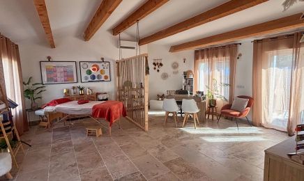 PM Therapy  : Institut de beauté à Grans