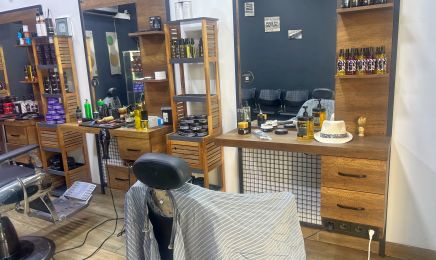 BARBER SHOP ROYAL (ANCIENNEMENT MÉDAILLE D’OR) : Coiffeur à Dax