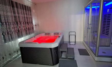 MELEK HeadSpa : Coiffeur à Saint-Nazaire