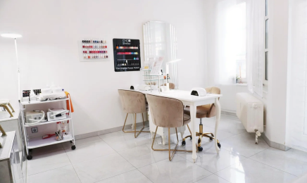 Ewige Schönheit Kosmetik (Hydrafacial Specialist): Kosmetikstudio in Berlin