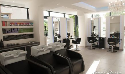GARO CREATION : Coiffeur à Bron