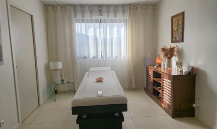Danielle Paolini Magnétiseur, Hypnose, Energeticienne, Praticienne et Enseignante Reiki  : Institut de beauté à Sarrola-Carcopino