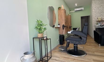 OCEANE SAINTIGNY : Coiffeur à Saint-Bonnet-Tronçais
