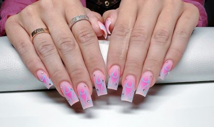 Queen Nails: Kosmetikstudio in Neu Wulmstorf
