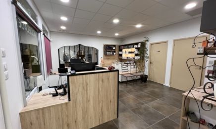 Aux deux cheveux : Coiffeur à Digne-les-bains