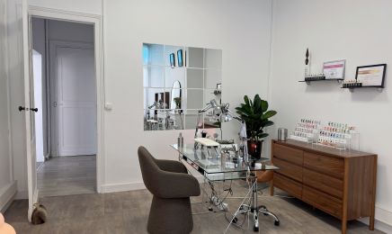 Nail Art Jade : Manucure à Bordeaux