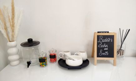 Baddies Lashes & Smile  : Institut de beauté à Évenos