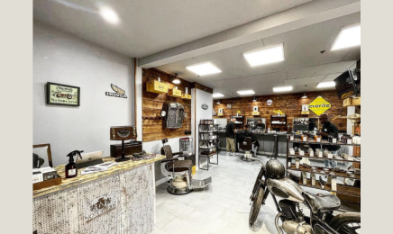 Le Barbier de Franconville  : Barbier à Franconville