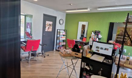 Amel Coiff : Coiffeur à La Peyratte
