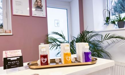 Friseursalon Floribelle: Kosmetikstudio in Wendelstein