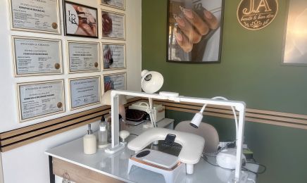 Luxury Nail Institut : Coiffeur à cap d agde