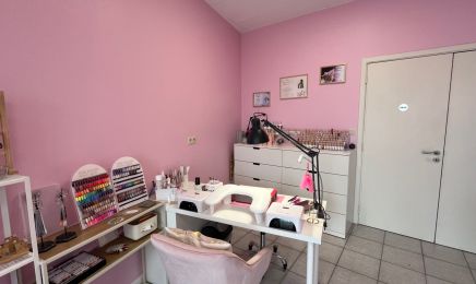 Pause en couleur  : Manucure à Hensies