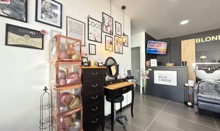 Blond Caviar  : Coiffeur à Saint-Mitre-les-Remparts