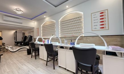 ZARA Nails & Head Spa - AIX EN PROVENCE  : Manucure à Aix-en-Provence