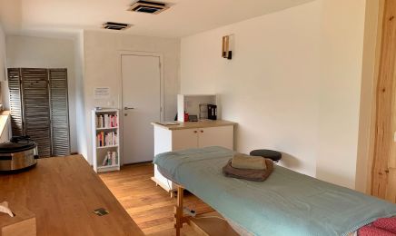 Moment Suspendu - Emilie Forthomme : Institut de beauté à Mettet