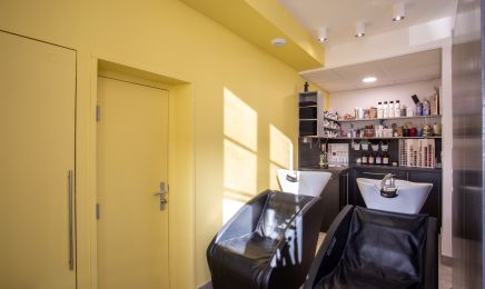 Le studio coiffure et bien être  : Coiffeur à Bardos