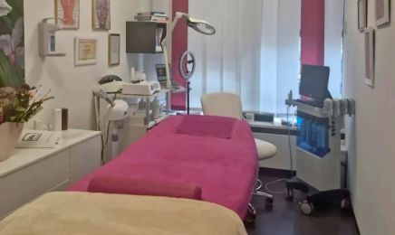 Milova.Ästhetische Kosmetikpraxis bei ESeins Privatklinik: Kosmetikstudio in Leipzig